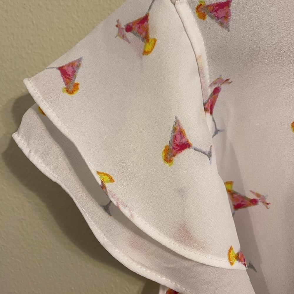 Autres Filles Novelty Martini Cocktail Print Flowy Feminine Blouse Size M *NWT* - Picture 6 of 8